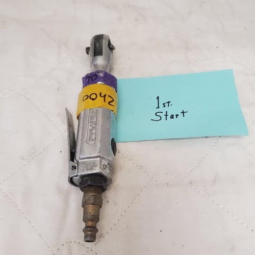 Blue Point AT200D Heavy Duty Pneumatic Air Ratchet Wrench OO-42 - Image 1