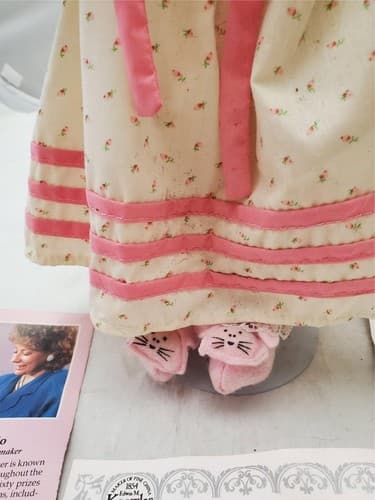 Yolanda Bello Sarah Porcelain Doll Picture Perfect Babies Edwin M. Knowles - Thumbnail 3