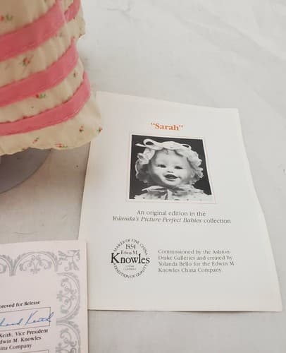 Yolanda Bello Sarah Porcelain Doll Picture Perfect Babies Edwin M. Knowles - Thumbnail 5