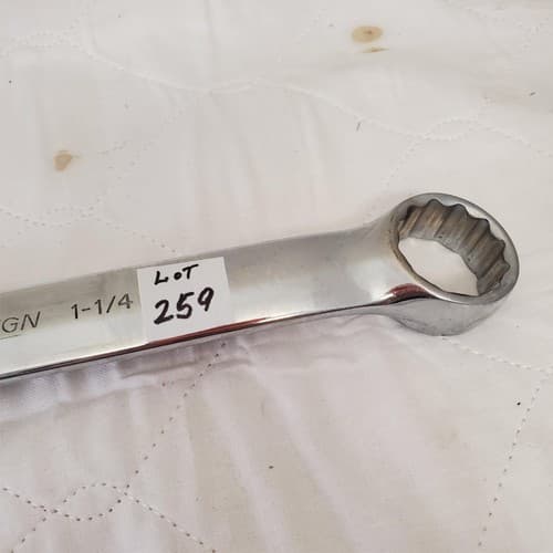 Proto 1240-T500 1-1/4" Anti-Slip Design Combination Wrench LOT-259 - Thumbnail 2