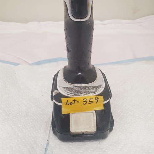 Makita BDF452 18V Cordless Driver Drill with BL1820B Lithium-Ion Battery LOT-359 - Thumbnail 9