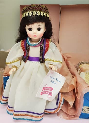 Madame Alexander #1413 Isolde #1412 Salome Opera Series Dolls Set with Box - Thumbnail 4