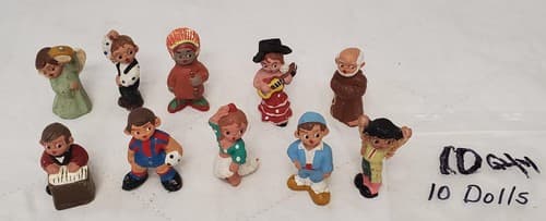 Lot of 10 Vintage Terra Cotta Spanish Mud People Figurines - Thumbnail 2