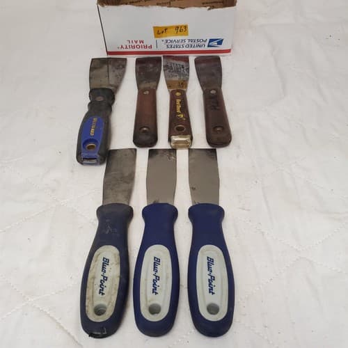 Lot of 7 Assorted Putty Knives and Scrapers LOT-963 - Image 1