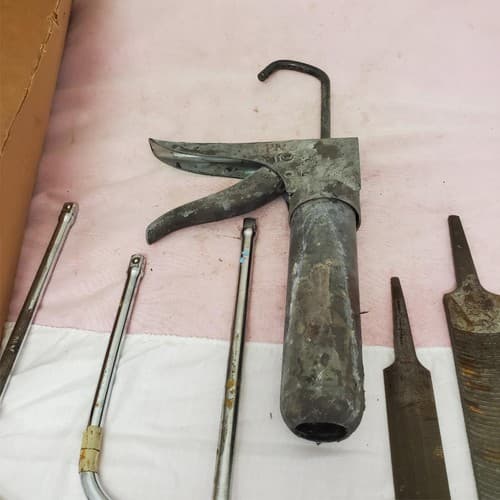 Assorted Speed Drive Handle Rasp File Grease Gun Spot Cooling System Lot-947 - Thumbnail 6