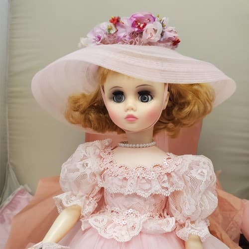 Madame Alexander #1655 Elise Bridesmaid Doll with Box & Stand - Thumbnail 5