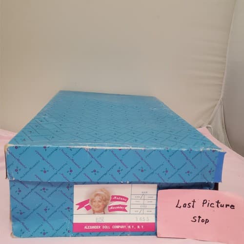 Madame Alexander #1655 Elise Bridesmaid Doll with Box & Stand - Thumbnail 11