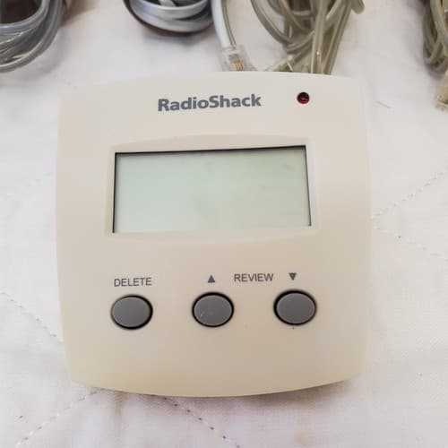 RadioShack 43-936 Caller ID System - Thumbnail 2