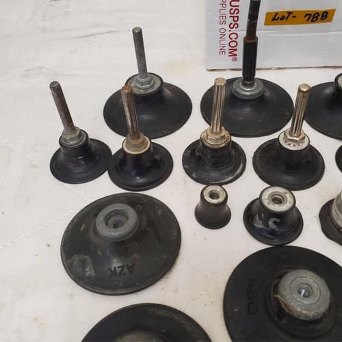 Lot of Assorted Roll Lock Mandrel Sanding Disc Holder LOT-788 - Thumbnail 6