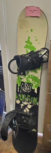 Burton Freestyle Snowboard with Binding 145 cm Long - Thumbnail 9