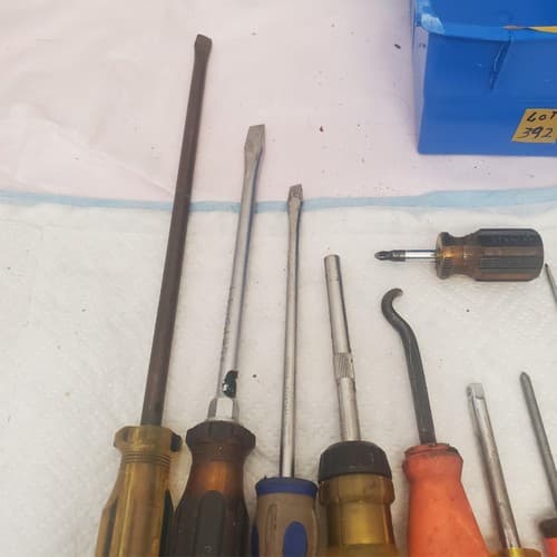Lot of 13 Assorted Screwdriver Set & Nut Drivers LOT-392 - Thumbnail 9