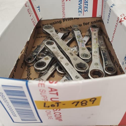 Lot of 11 Assorted Ratcheting Box End Wrench Set LOT-789 - Thumbnail 2