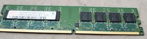One Used Hynix 1GB 2Rx8 PC2-6400U-555-12 Korea 05 HYMP512U64BP8-S5- AB-T - Image 1