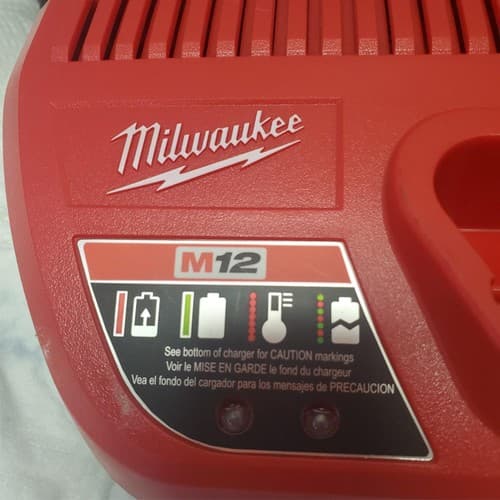 Lot of 4 Milwaukee M12 Battery Chargers Trio Red Units Fast Charging LOT-474 - Thumbnail 10