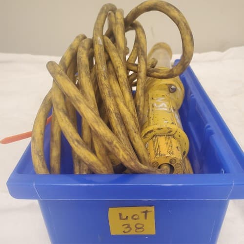 Fluorescent 13W 120V Portable Handheld Work Light LOT-38 - Thumbnail 2