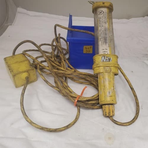 Fluorescent 13W 120V Portable Handheld Work Light LOT-38 - Thumbnail 8