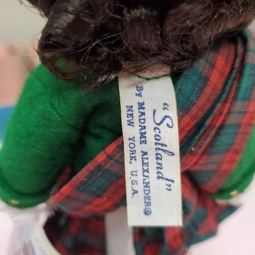 Set Of 4 Vintage Madame Alexander Miniature Showcase Series Dolls - Thumbnail 20