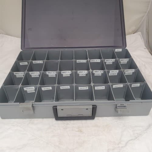 Empty Adjustable Compartment Box for Temporary Fastener Wings - Image 1