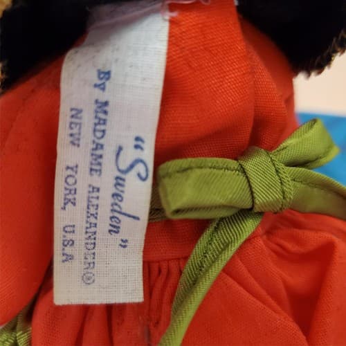 Set Of 5 Madame Alexander Friends From Foreign Lands Collection Dolls - Thumbnail 10