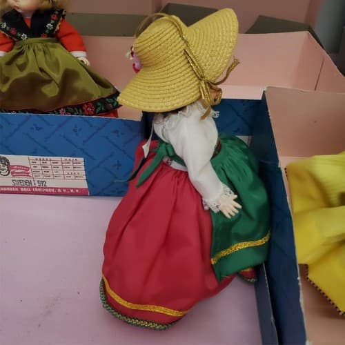 Set Of 5 Madame Alexander Friends From Foreign Lands Collection Dolls - Thumbnail 15