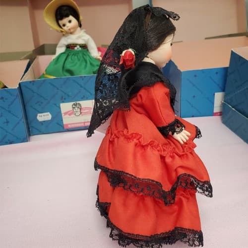 Set Of 5 Madame Alexander Friends From Foreign Lands Collection Dolls - Thumbnail 20