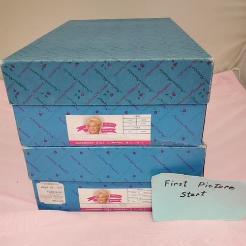 Madame Alexander #1585 Rebecca #1577 Renoir Dolls Set with Box - Thumbnail 2