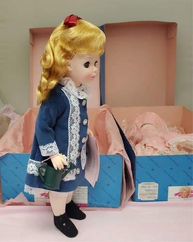Madame Alexander #1585 Rebecca #1577 Renoir Dolls Set with Box - Thumbnail 7
