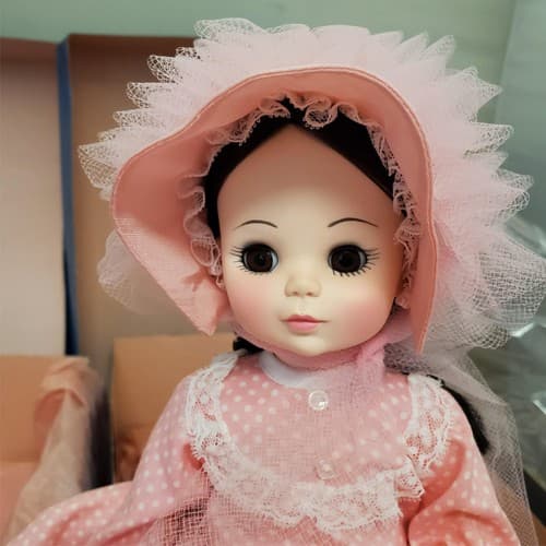 Madame Alexander #1585 Rebecca #1577 Renoir Dolls Set with Box - Thumbnail 13