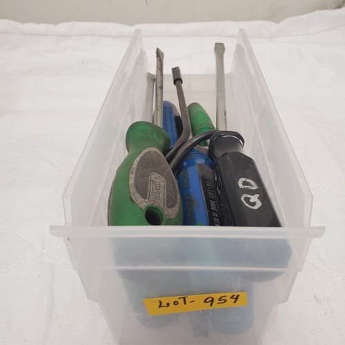 Lot of 7 Assorted Flathead Screwdrivers Set LOT-954 - Thumbnail 2