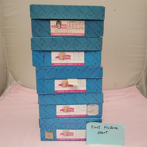 Set Of 5 Vintage Madame Alexander Miniature Showcase Dolls - Thumbnail 2