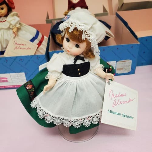 Set Of 5 Vintage Madame Alexander Miniature Showcase Dolls - Thumbnail 16