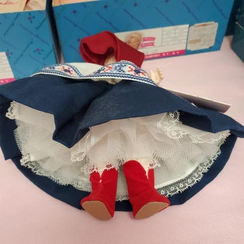 Set Of 5 Vintage Madame Alexander Miniature Showcase Dolls - Thumbnail 15