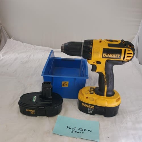 Dewalt 18V XRP DC720 Cordless Drill Driver with Batteries LOT-518 - Image 1