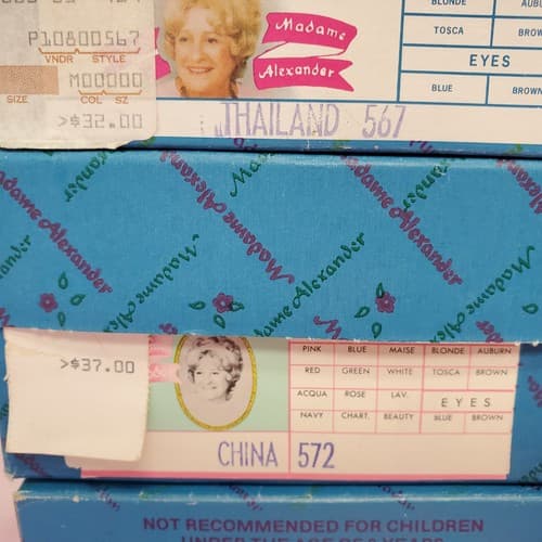 Set Of 4 Vintage Madame Alexander Miniature Showcase Series Dolls - Thumbnail 4