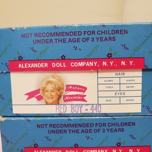 Set Of 4 Vintage Madame Alexander Miniature Showcase Series Dolls - Thumbnail 6