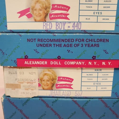 Set Of 4 Vintage Madame Alexander Miniature Showcase Series Dolls - Thumbnail 5