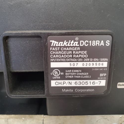 Makita DC18RA S 120V240 WATT 702-18V Ni-Mh & Li-ion Battery Fast Charger LOT-520 - Thumbnail 4