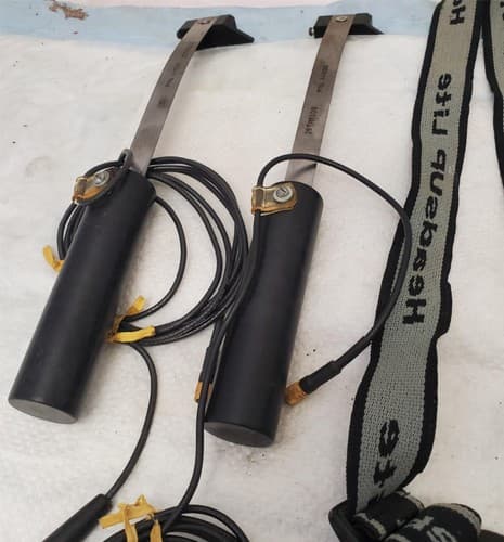 Lot of 9 Aircraft Tools Headlamps Pliers Wire Twister Collar Tool LOT-995 - Thumbnail 9