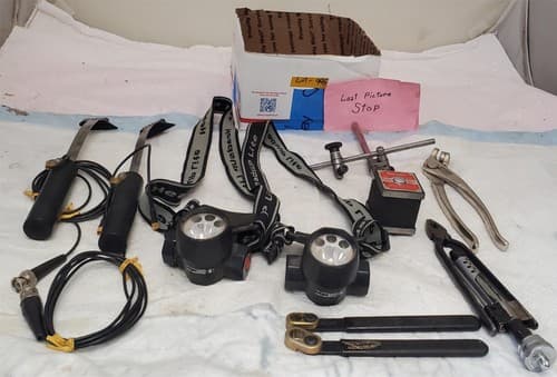 Lot of 9 Aircraft Tools Headlamps Pliers Wire Twister Collar Tool LOT-995 - Thumbnail 14