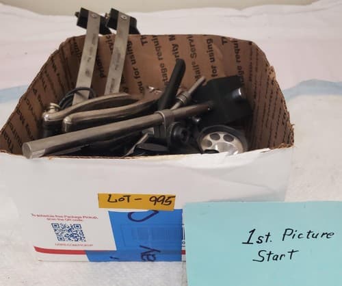 Lot of 9 Aircraft Tools Headlamps Pliers Wire Twister Collar Tool LOT-995 - Thumbnail 2