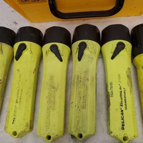 Lot of 15 Assorted Streamlight Flashlight LED 4AA LOT-357 - Thumbnail 5