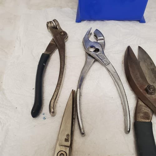 Lot of 4 Assorted Tinner Snips Scissors & Pliers LOT-315 - Thumbnail 3