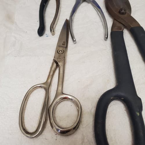 Lot of 4 Assorted Tinner Snips Scissors & Pliers LOT-315 - Thumbnail 4