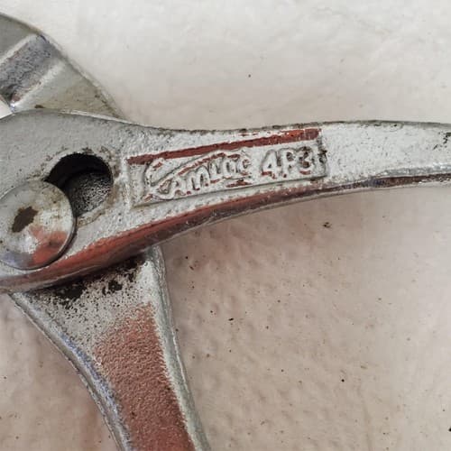 Lot of 4 Assorted Tinner Snips Scissors & Pliers LOT-315 - Thumbnail 6