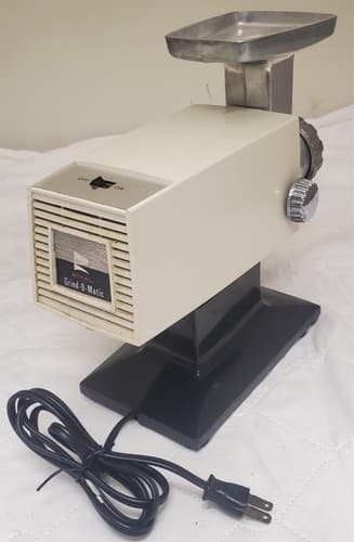 Rival Grind-O-Matic 2100M-1 Electric Meat Grinder - Thumbnail 10