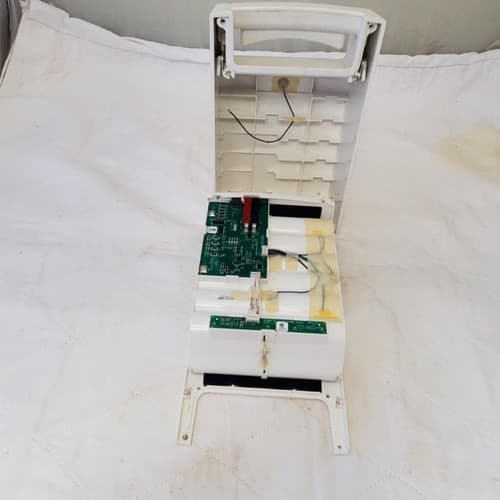 Ergotron FBP-1164 Rechargeable LiFe PO4 Battery 12.8V - Thumbnail 7