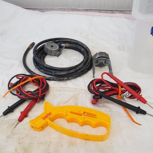 Lot of Assorted Voltmeter Probe Lead Cables & other Tools LOT 152 - Image 1