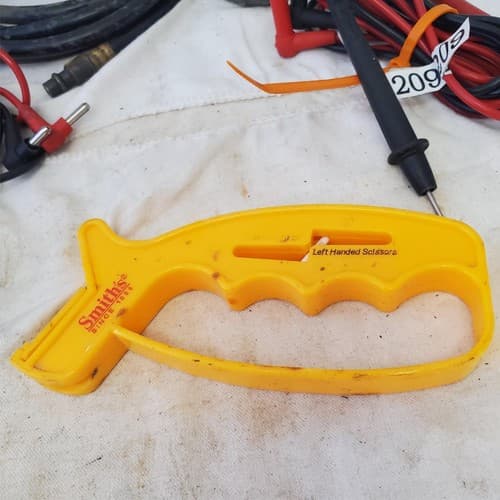 Lot of Assorted Voltmeter Probe Lead Cables & other Tools LOT 152 - Thumbnail 6