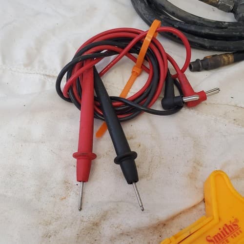 Lot of Assorted Voltmeter Probe Lead Cables & other Tools LOT 152 - Thumbnail 5