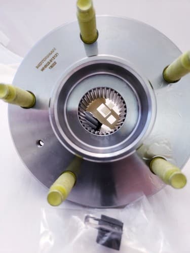 Vintage Motorman WHB02-513121 Wheel Bearing Hub Assembly Replaces ACDelco FW324 - Thumbnail 4